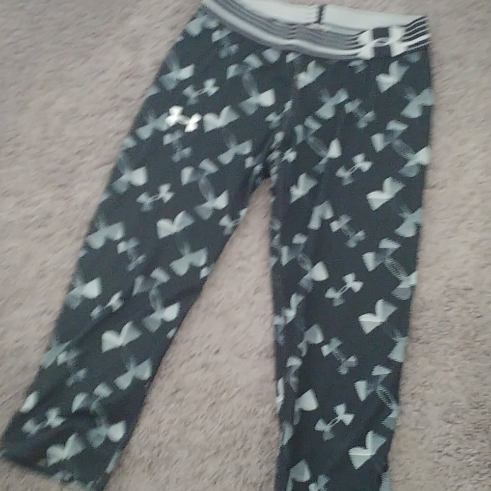 Under Armour capris